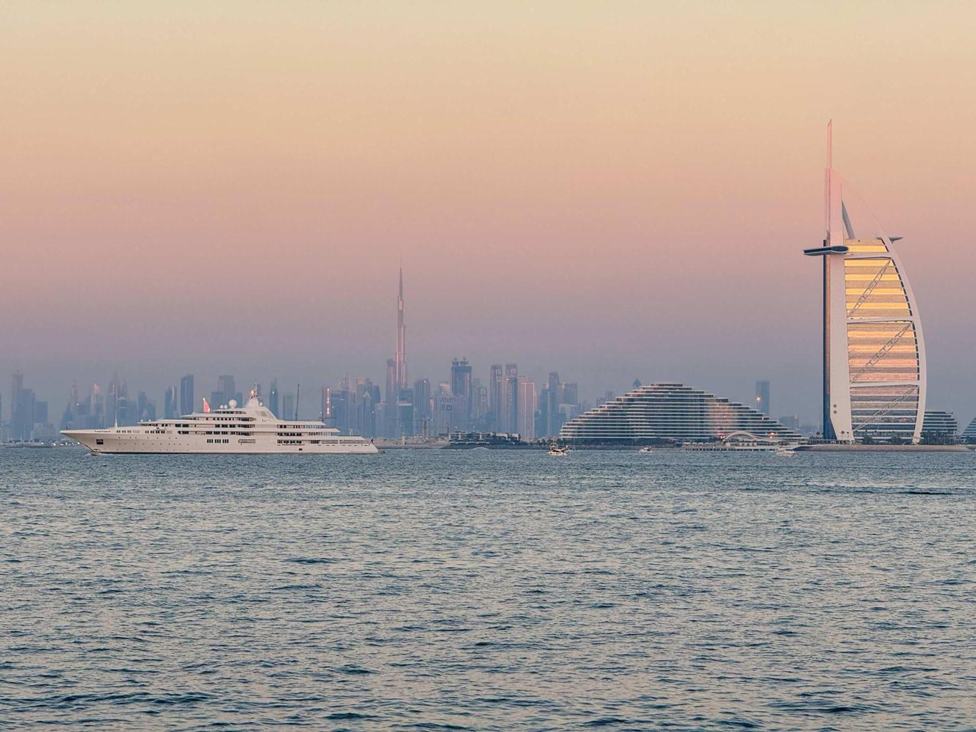 Reimagined 3br In 5-star * Dubai