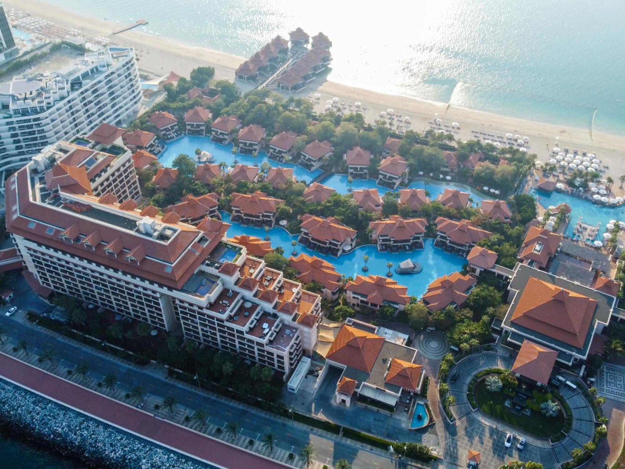 Apartment Reimagined 3br In 5-star Dubai