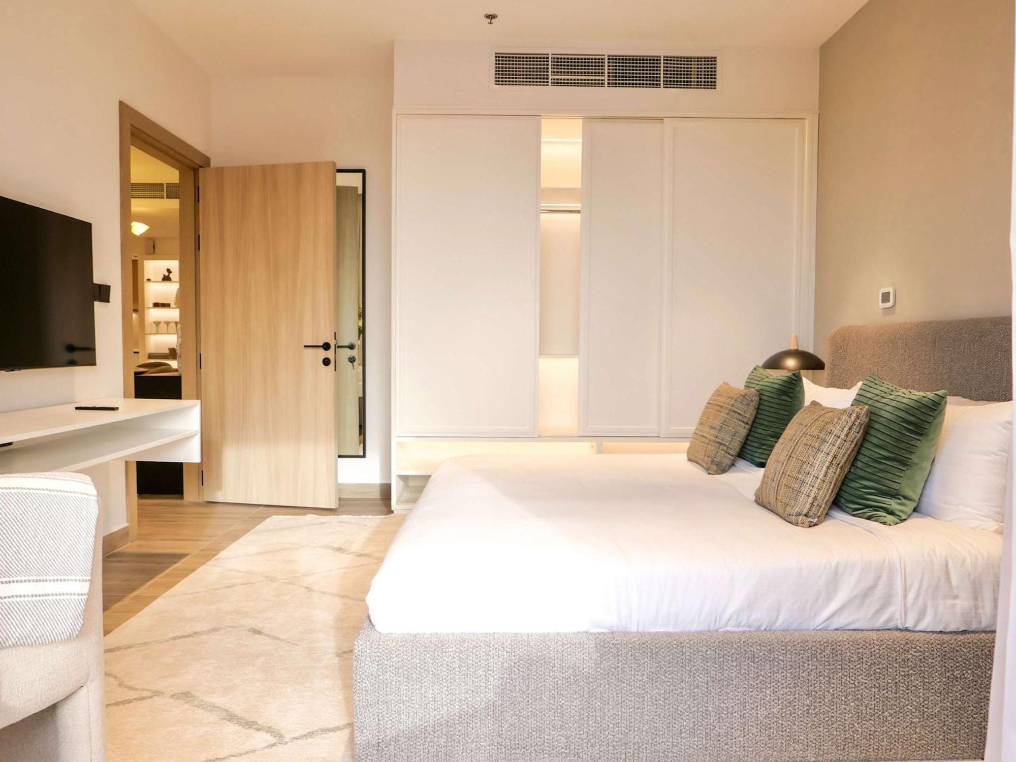 Apartment Reimagined 3br In 5-star Dubai